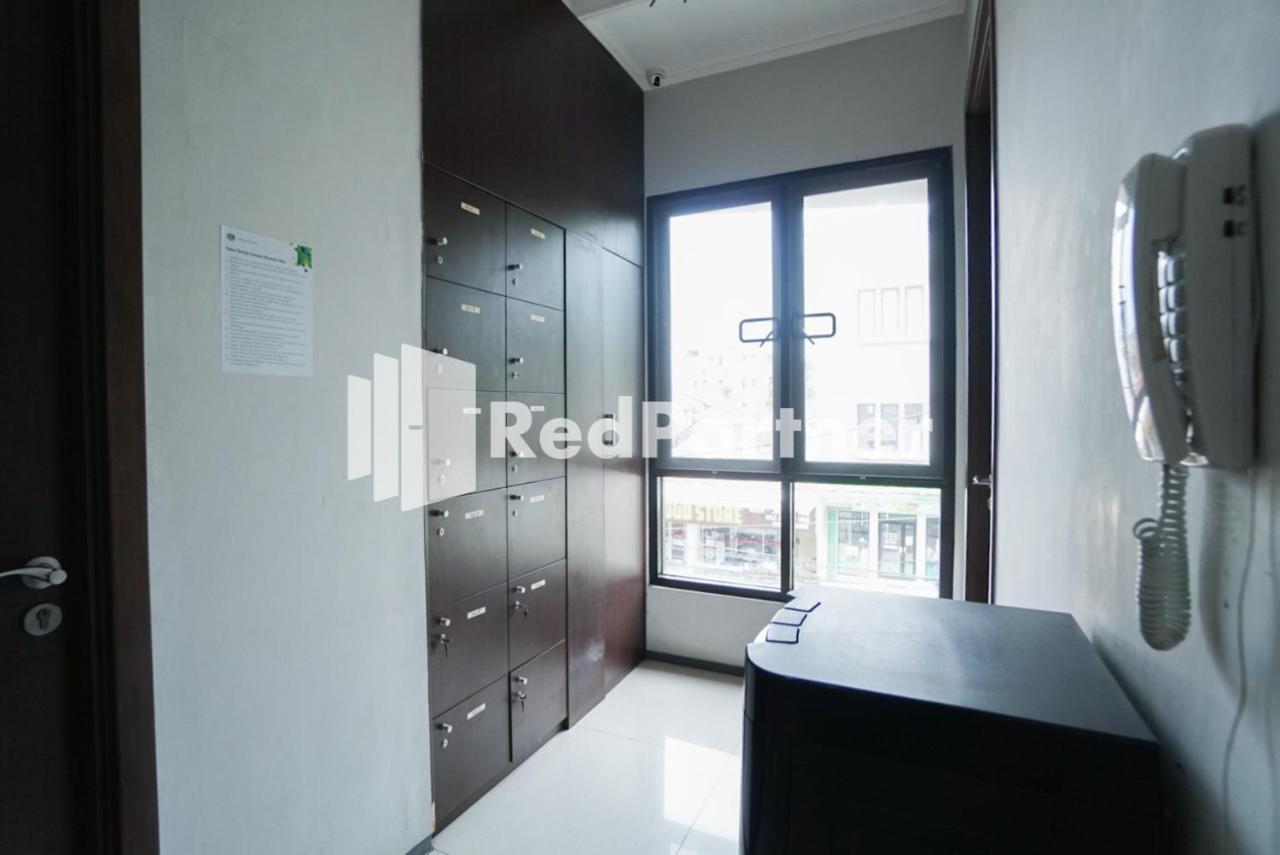 Toba Mansion Syariah Near Benhil Redpartner Jacarta Exterior foto