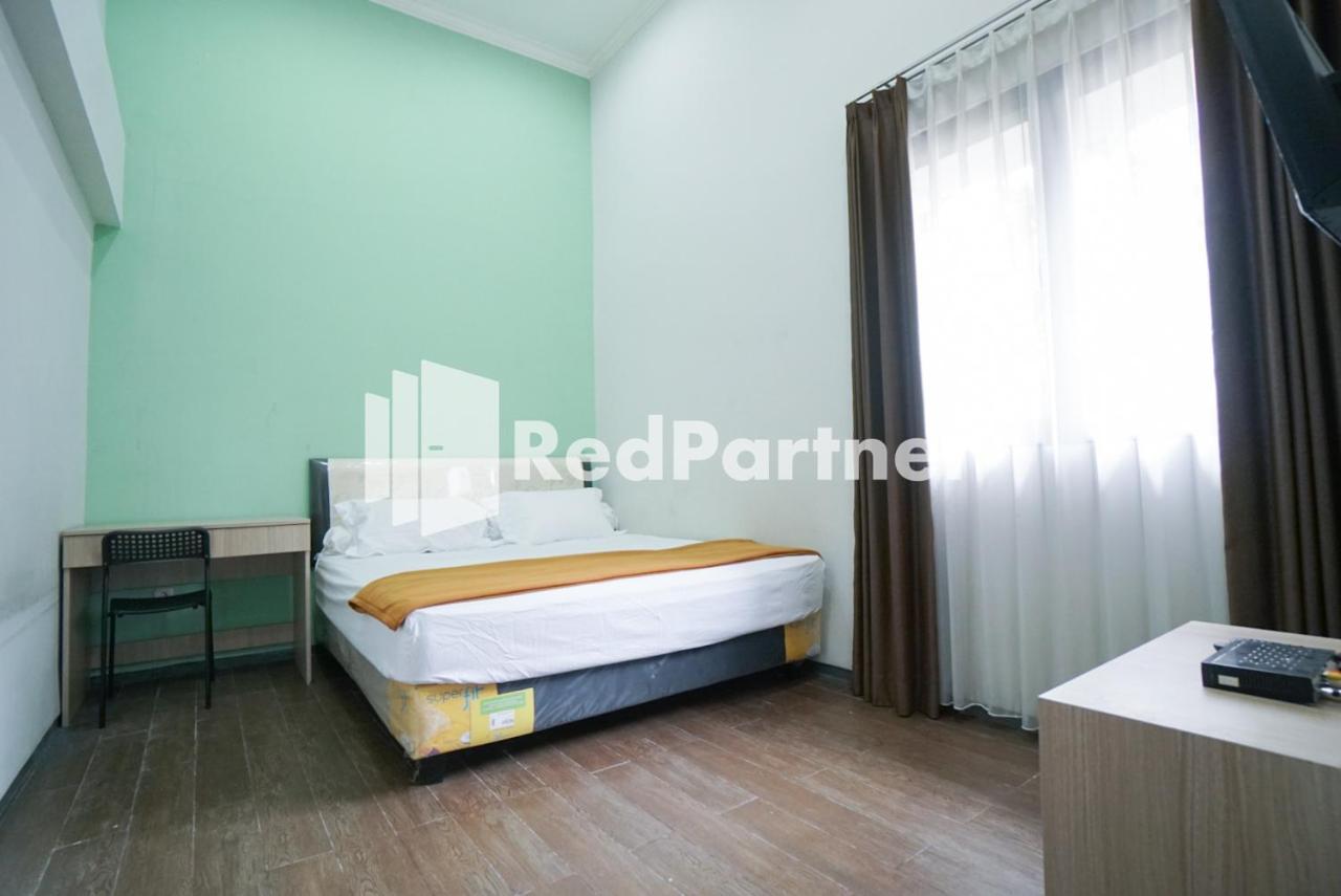 Toba Mansion Syariah Near Benhil Redpartner Jacarta Exterior foto