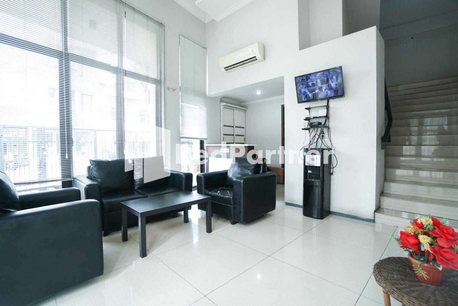 Toba Mansion Syariah Near Benhil Redpartner Jacarta Exterior foto